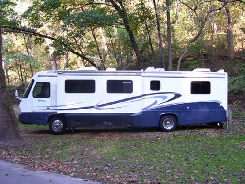 2001 Georgie Boy Cruise Master - 002