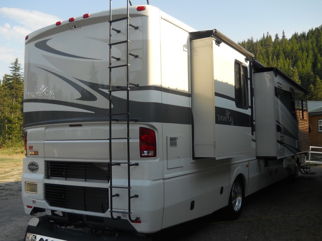 2008 National RV Tropical 39LX -  005