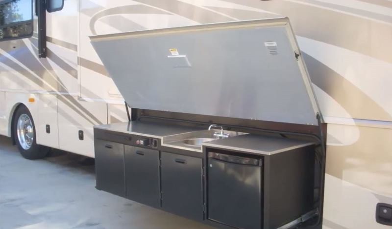 2008 Fleetwood Excursion 40E - 004