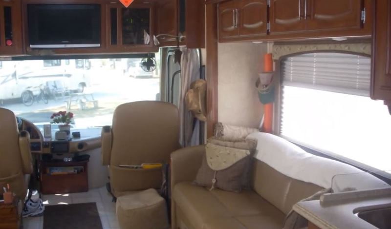 2008 Fleetwood Excursion 40E - 009