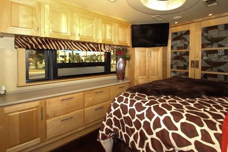 2003 Country Coach Lexa - 038