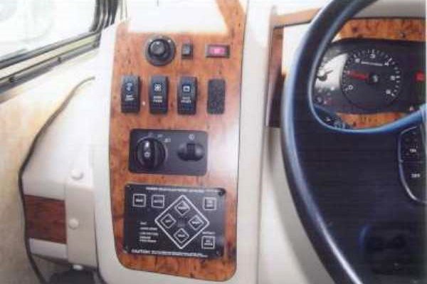 2008 Coachmen Mirada - 006