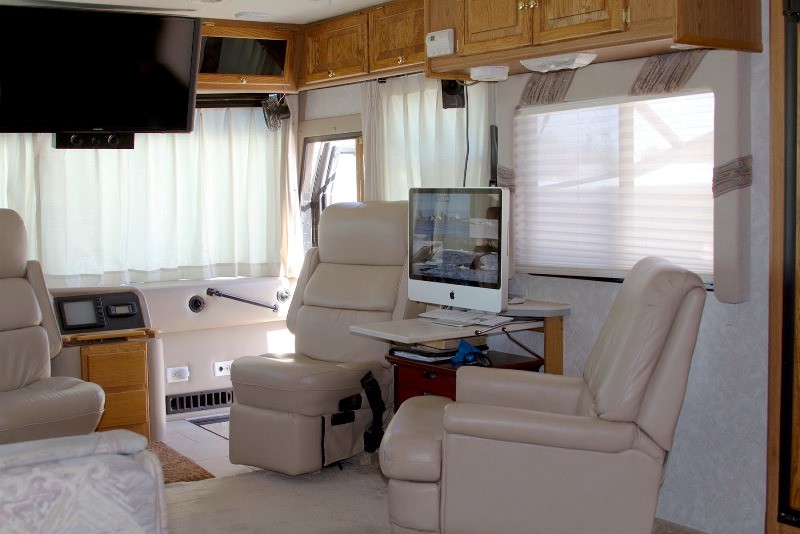 2004 Tiffin Phaeton - 004