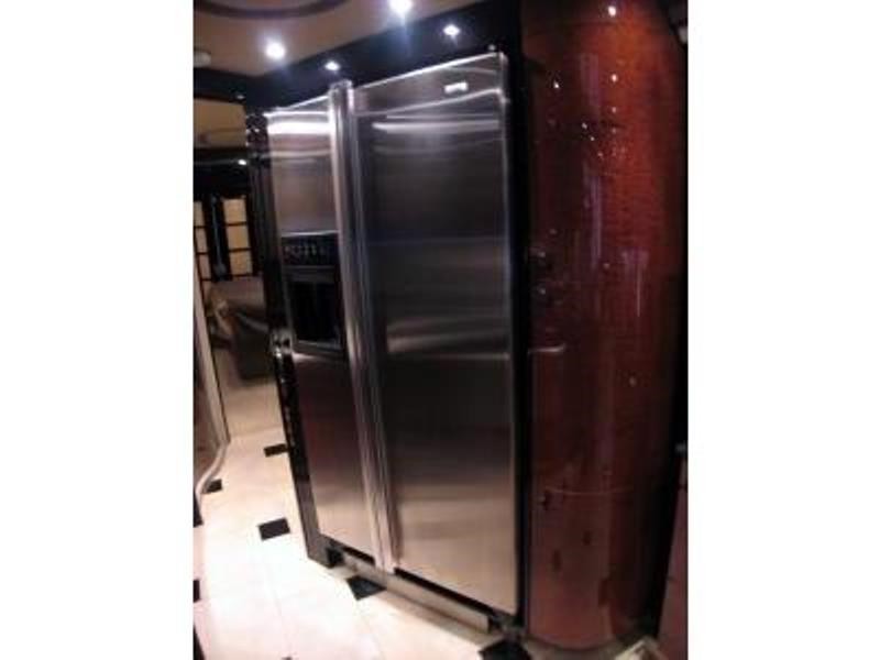 2008 Prevost 45 Paradise Cove - 009