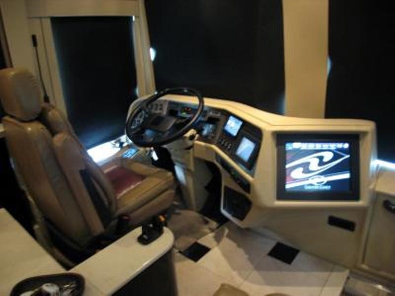 2008 Prevost 45 Paradise Cove - 018