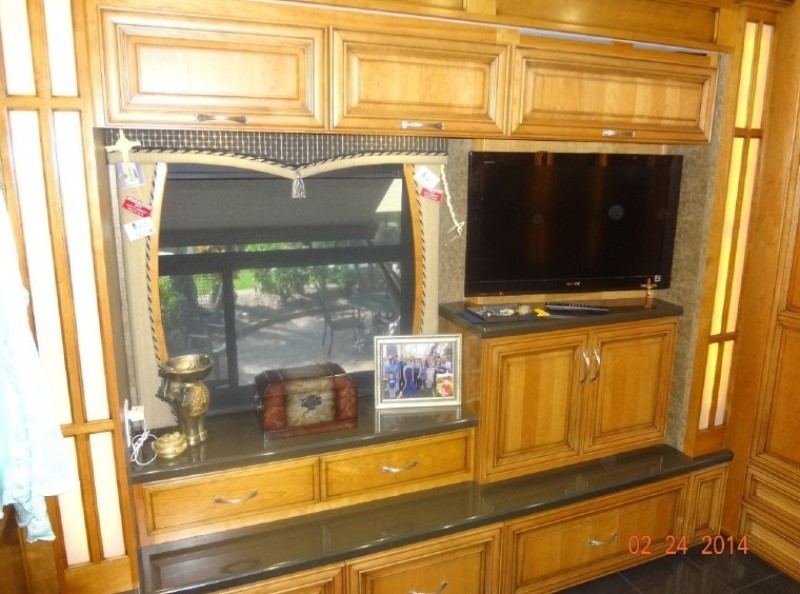 2012 Newmar Mountain Aire 4314 - 012