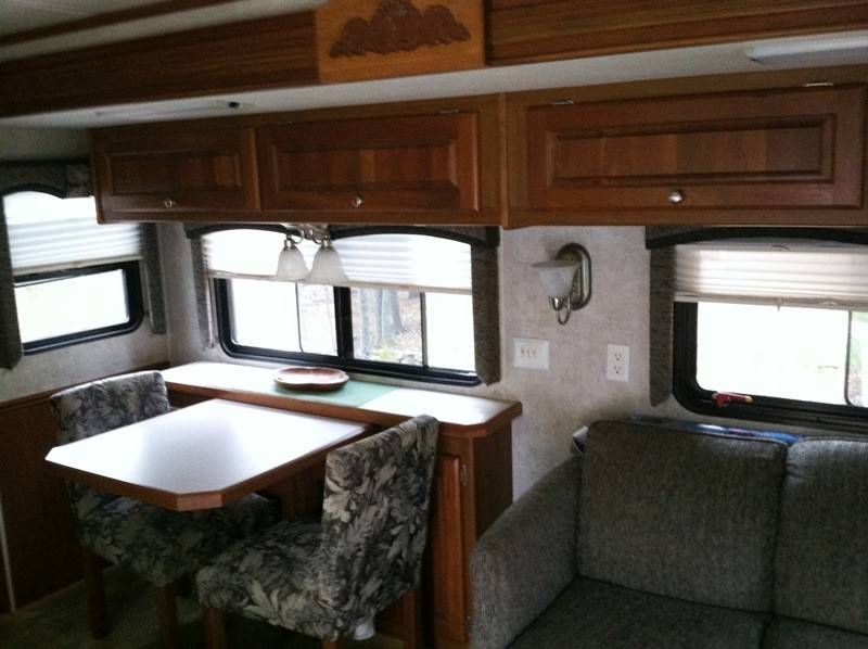 2005 Holiday Rambler Vacationer - 012