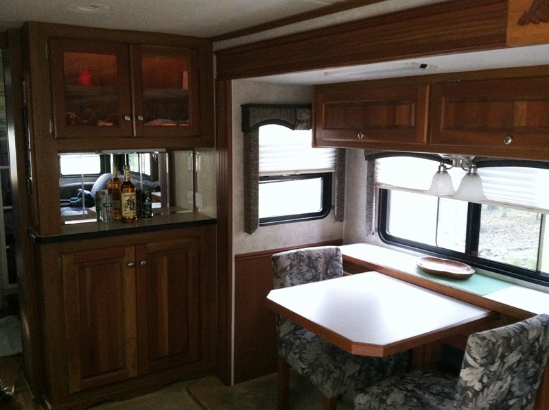 2005 Holiday Rambler Vacationer - 013