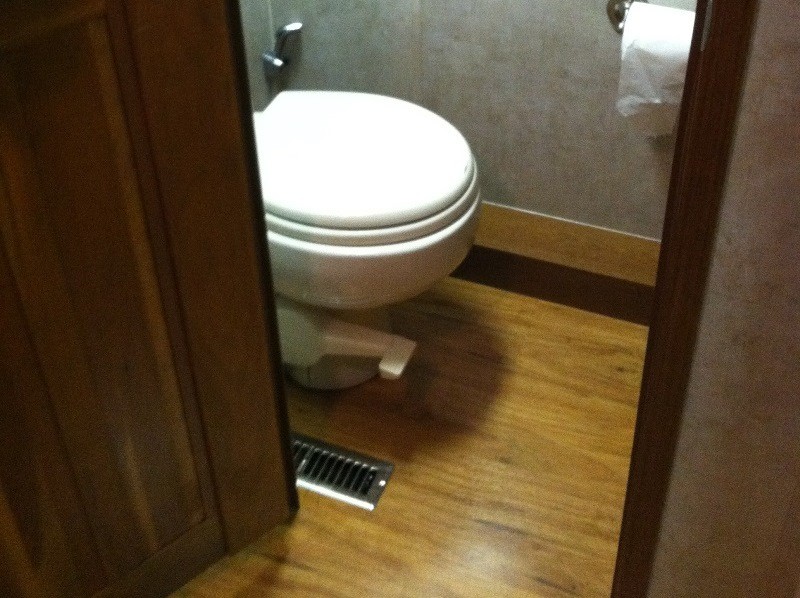 2005 Holiday Rambler Vacationer - 018