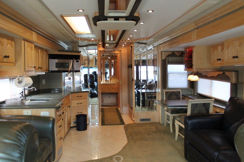 2004 American Coach American Eagle 40J - 023