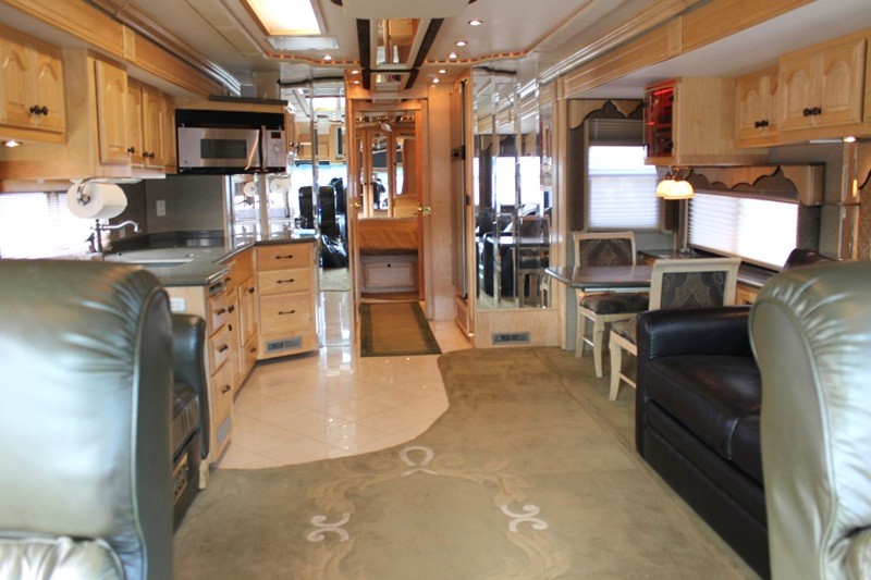 2004 American Coach American Eagle 40J - 024