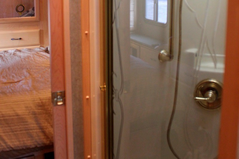 2004 American Coach American Eagle 40J - 026