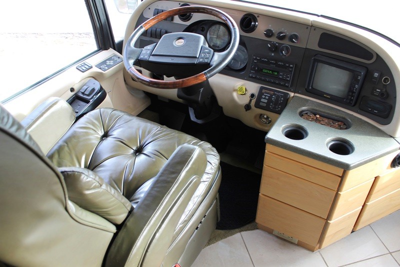 2004 American Coach American Eagle 40J - 033