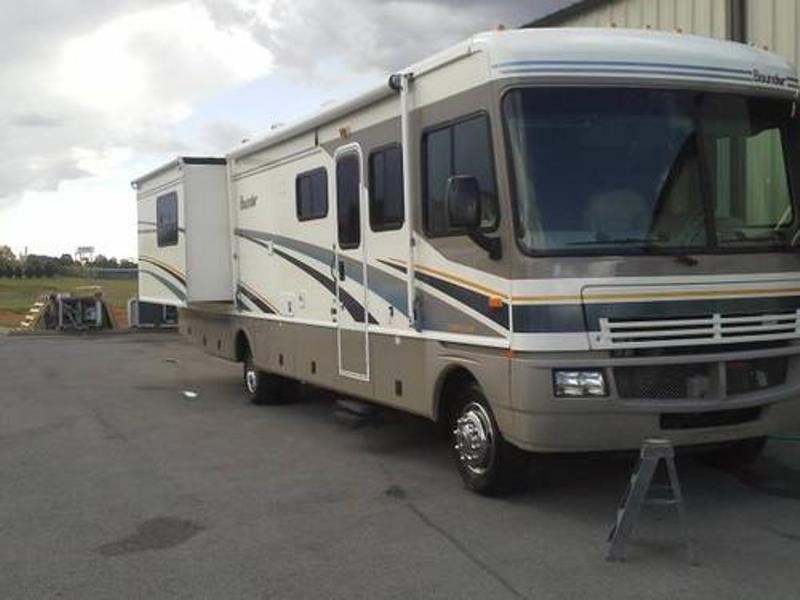 Fleetwood Bounder 35E - 004