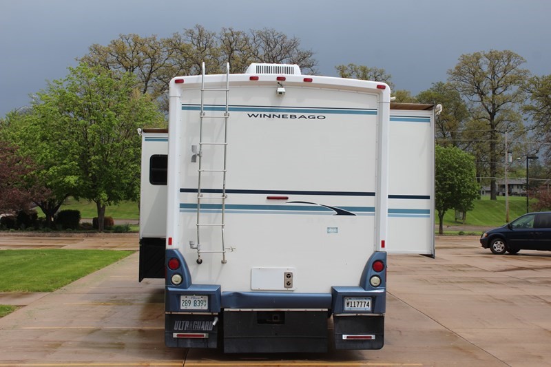 2003 Winnebago Brave - 007