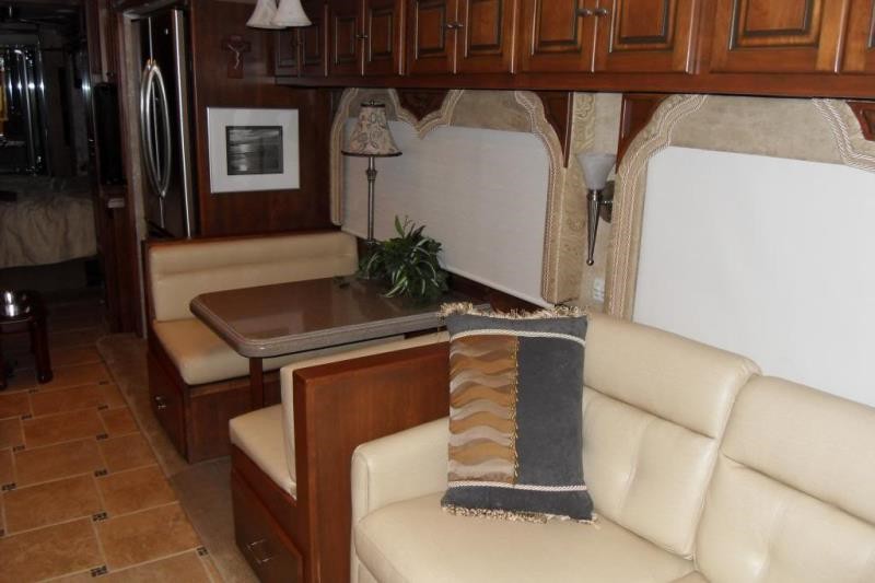 2009 Tiffin Allegro Bus 43QGP - 015