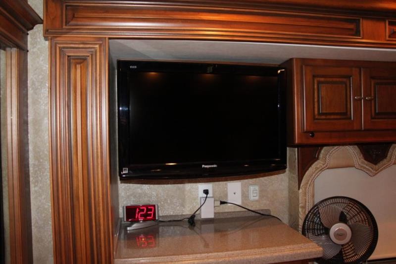 2009 Tiffin Allegro Bus 43QGP - 025