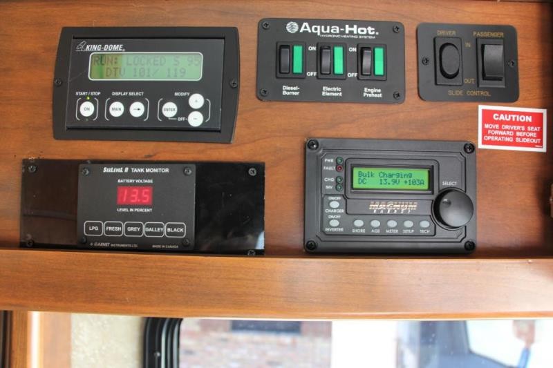 2009 Tiffin Allegro Bus 43QGP - 032