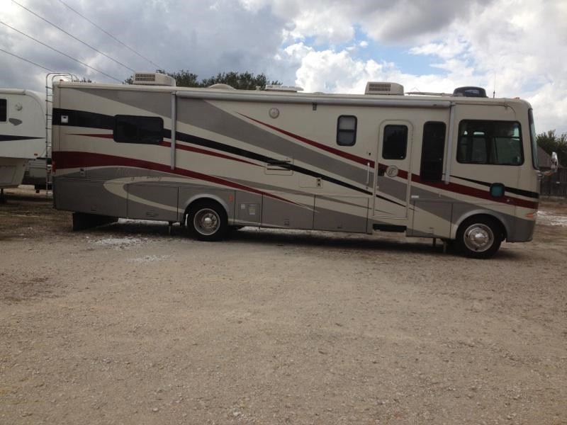 2006 Tiffin Allegro Bay - 002