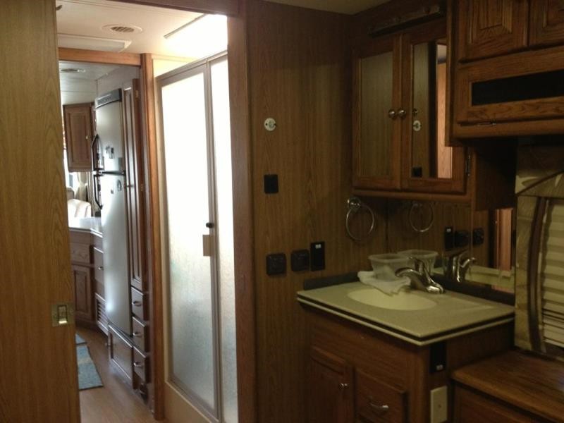 2006 Tiffin Allegro Bay - 006