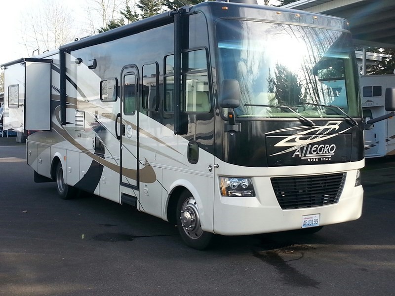 2010_tiffin_allegro_32ba__002