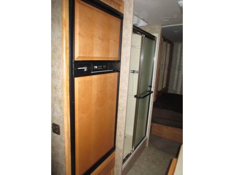 2007 Winnebago Sightseer 29R - 009