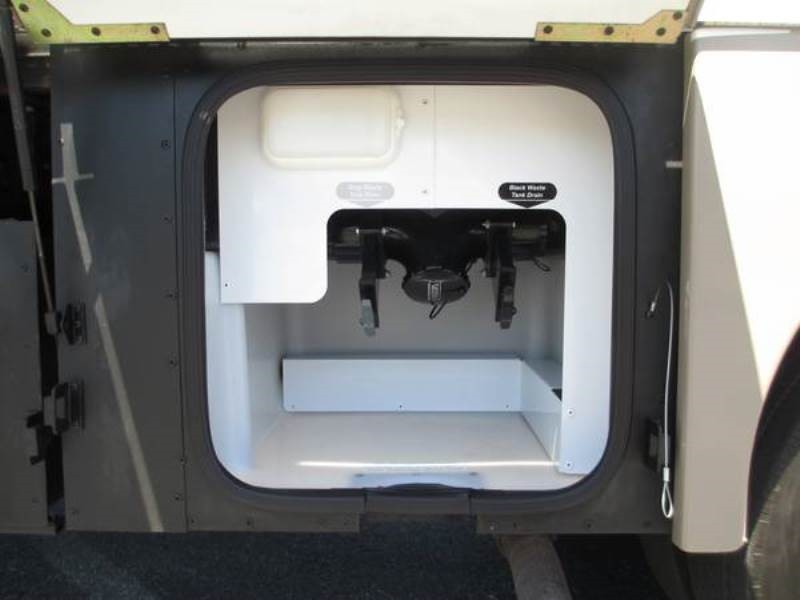 2007 Winnebago Sightseer 29R - 016