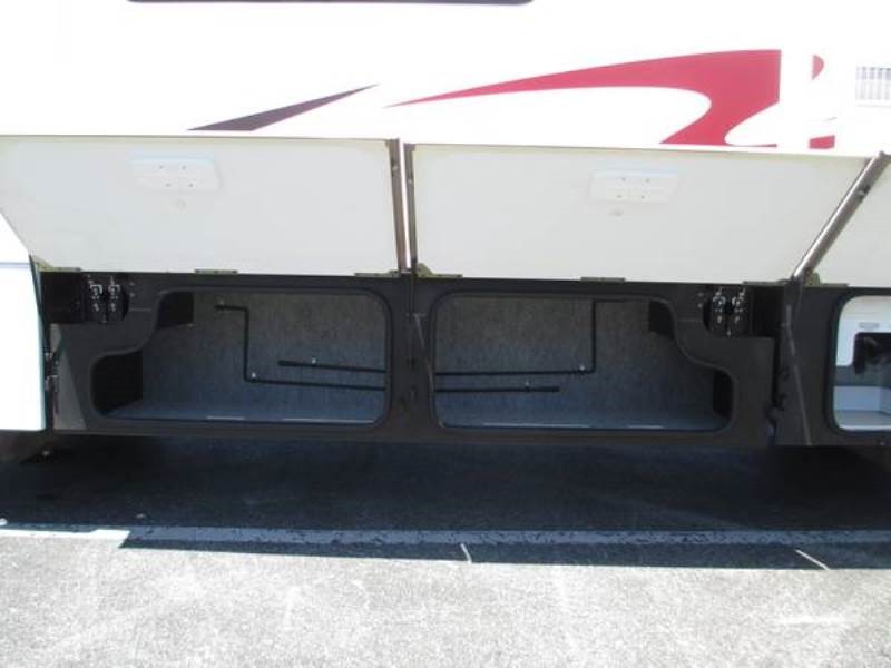 2007 Winnebago Sightseer 29R - 018