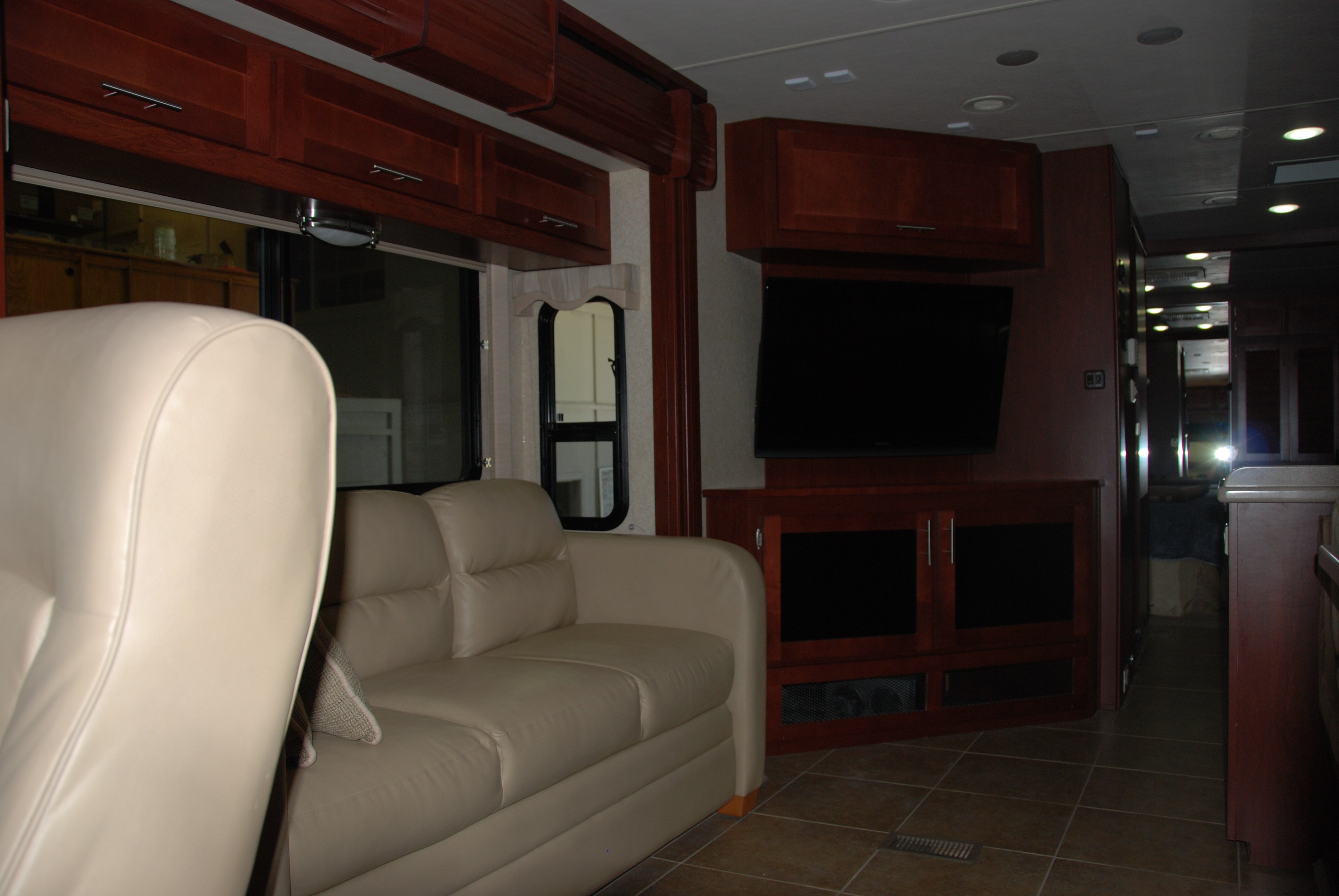 2011 Forest River Berkshire 360FWS - 013