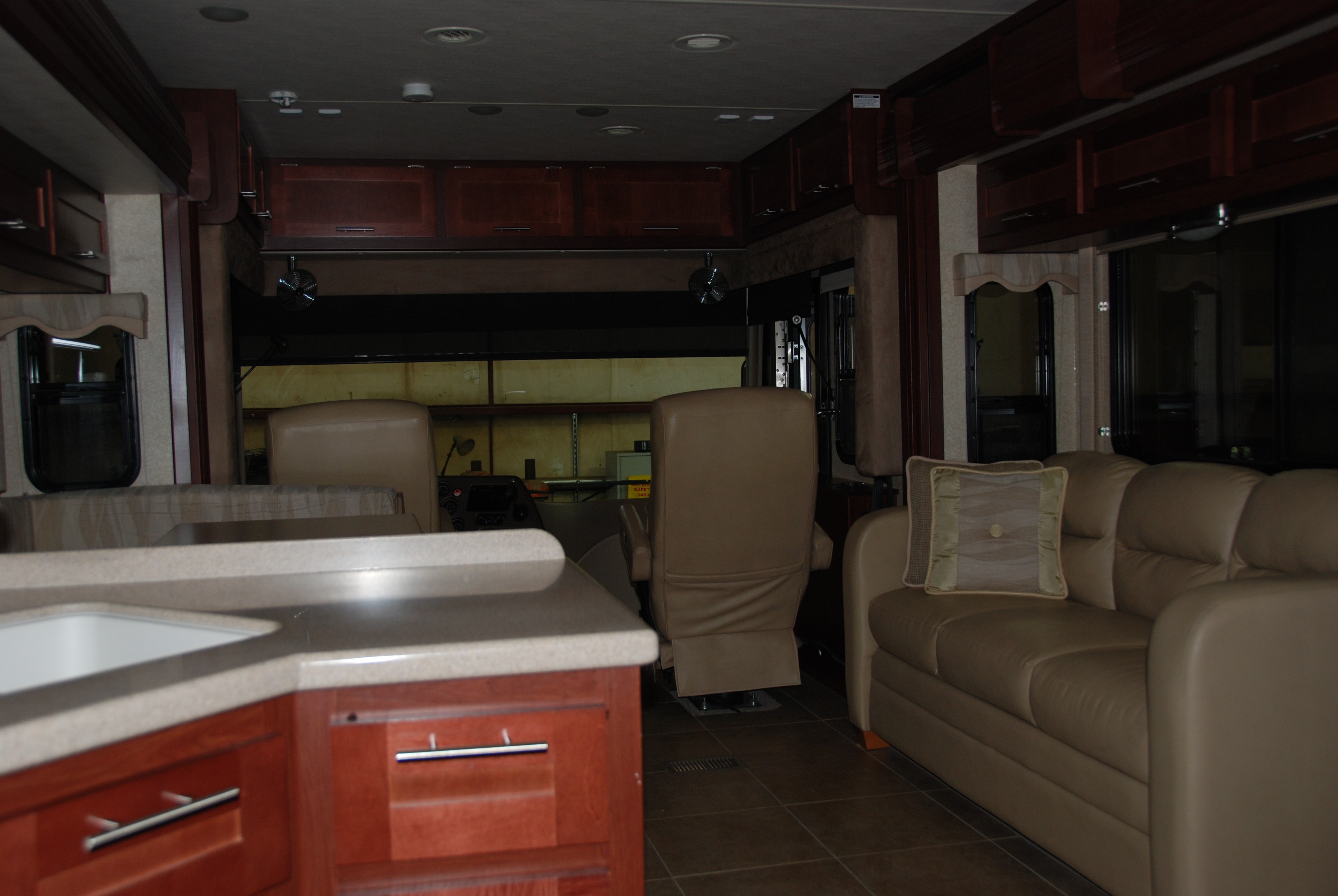 2011 Forest River Berkshire 360FWS - 027