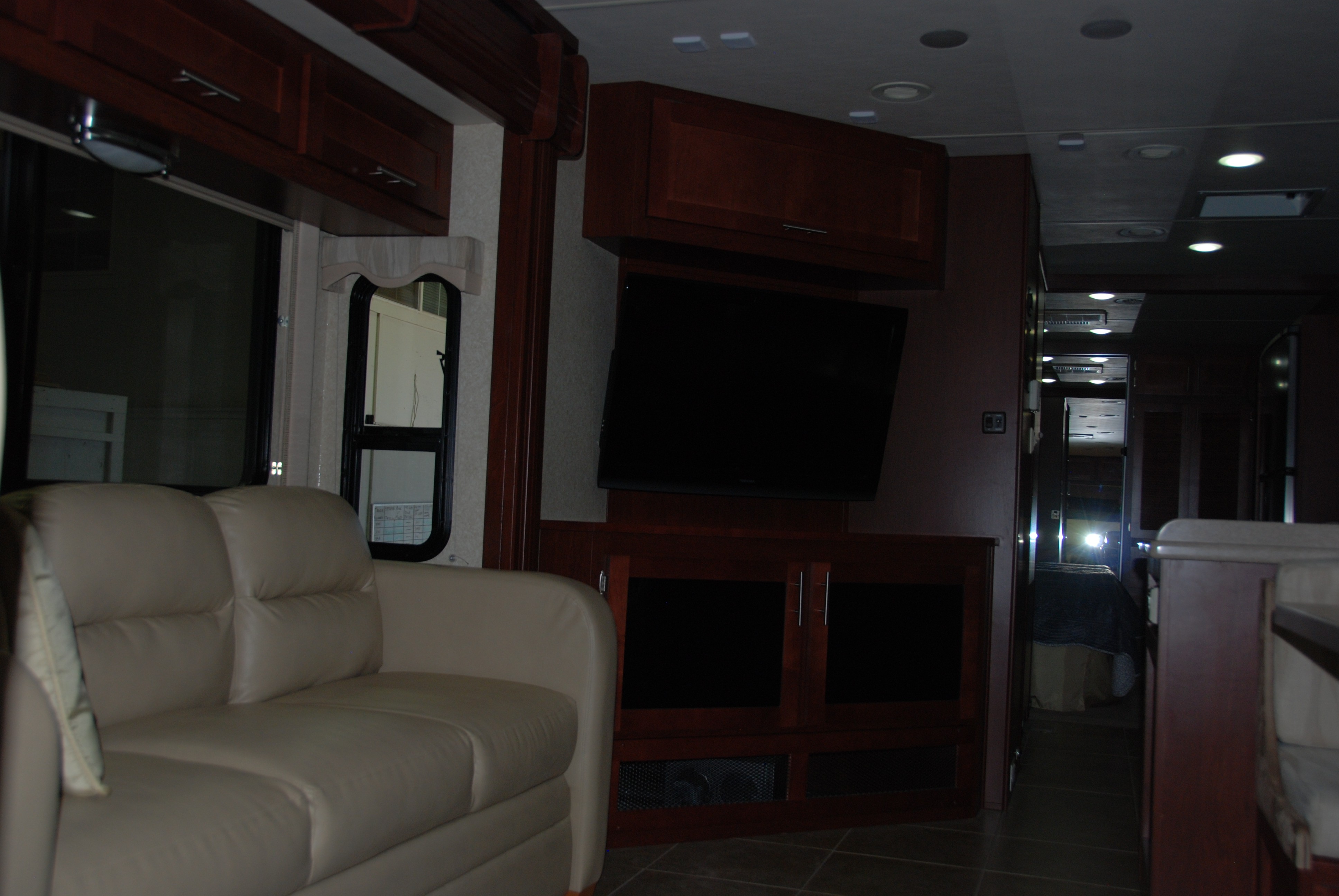 2011 Forest River Berkshire 360FWS - 029