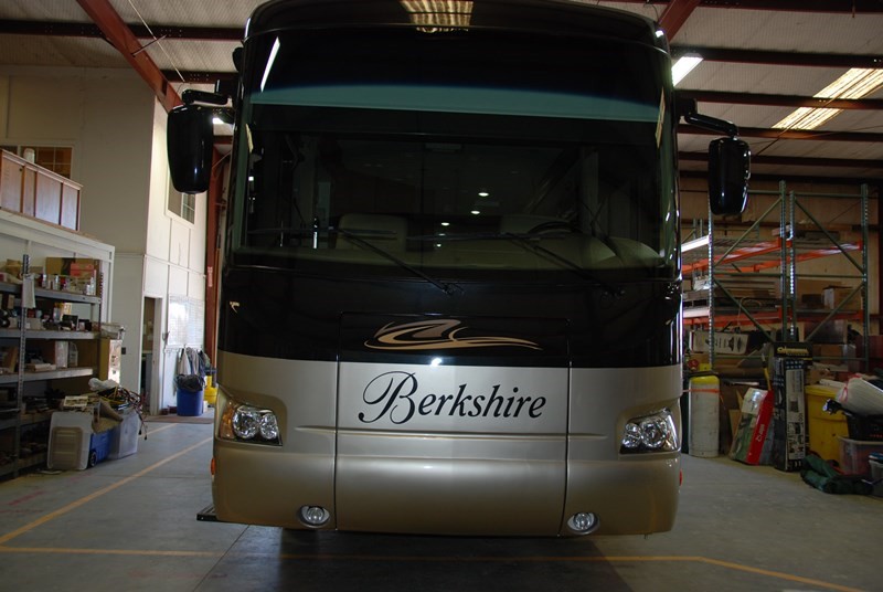 2011 Forest River Berkshire 360FWS - 004