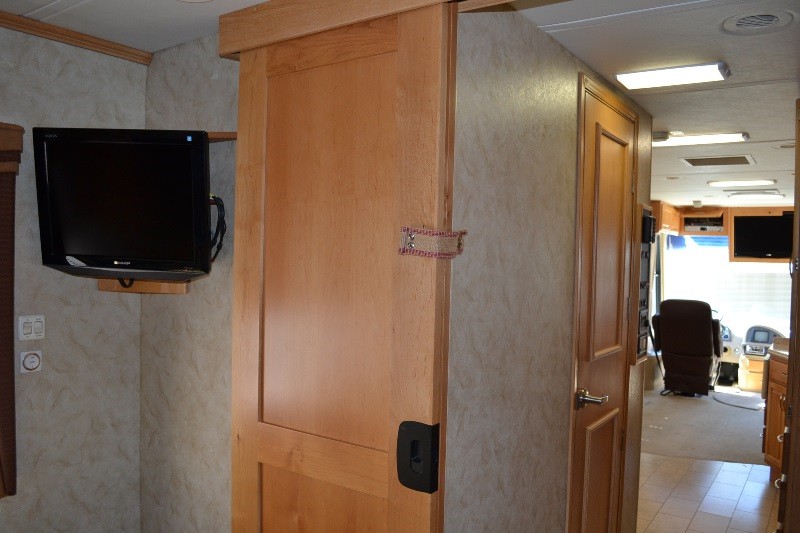 2008 Monaco Cayman XL 35 SBD - 020