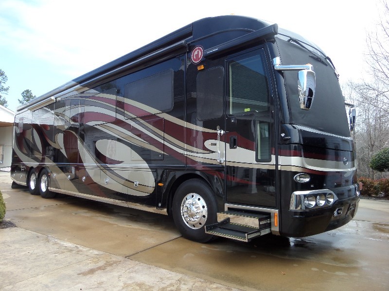 2008 American Coach American Heritage 45B - 002