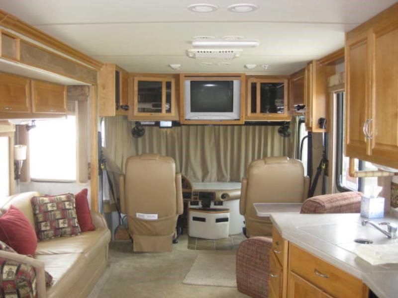 2006 Fleetwood Expedition 37U - 008