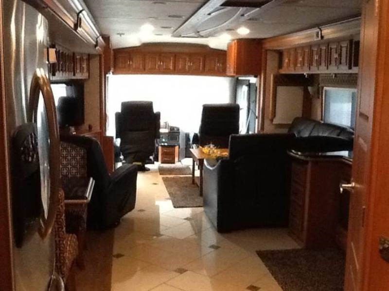 2012 Itasca Ellipse 42QD w3 Slides 42FT -005