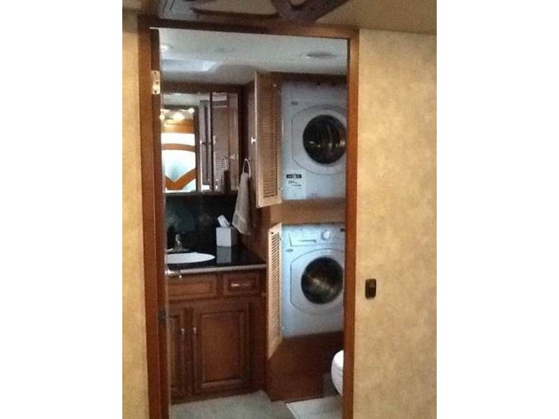 2012 Itasca Ellipse 42QD w3 Slides 42FT -014