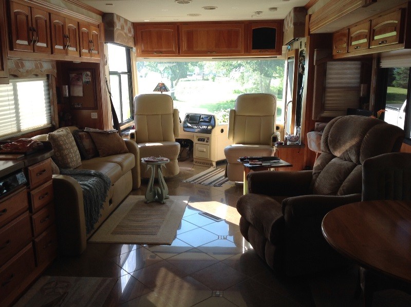 2009 Newmar Dutch Star 4086 - 004