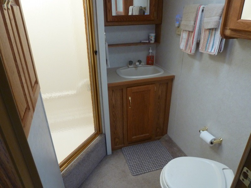 2003 Damon Challenger 348 - 014