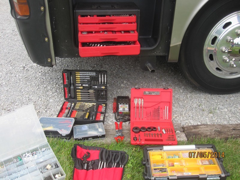 2004 Fleetwood Discovery 39L - 031