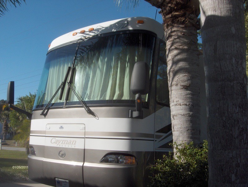 2005 Monaco Caymen - 003