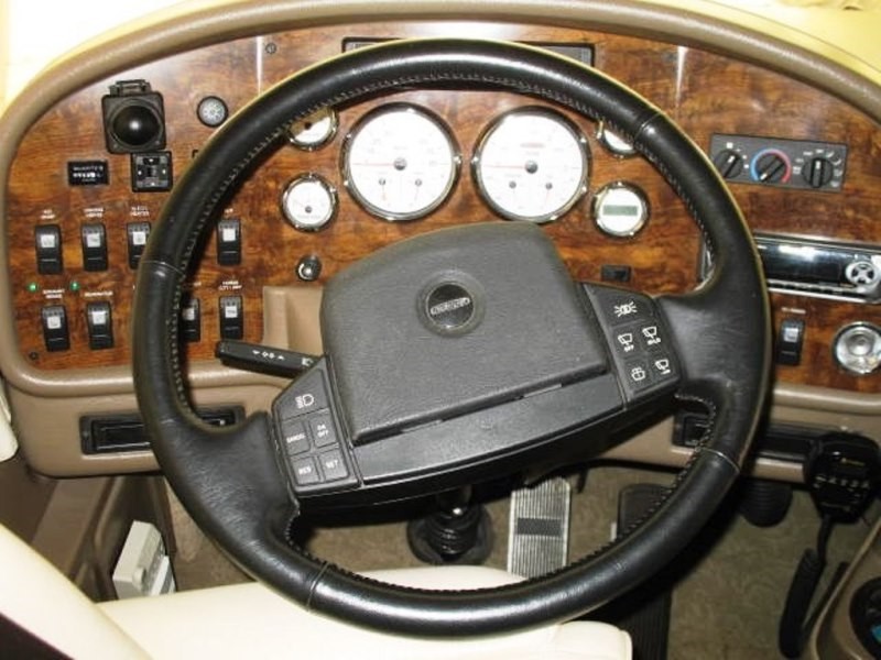 2003 National RV Tradewinds LTC - 035