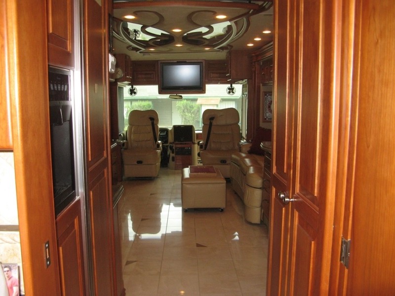 2008 Tiffin Zephyr 45QEZ - 003