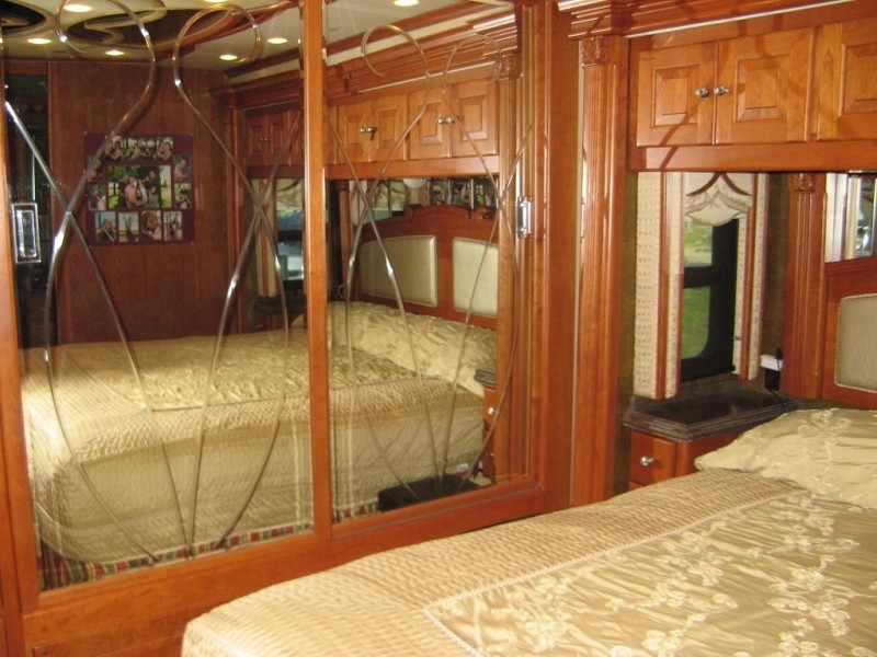 2008 Tiffin Zephyr 45QEZ - 008