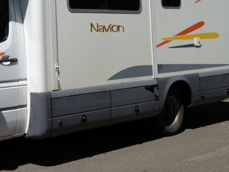 2006 Itasca Navion 23H - 011