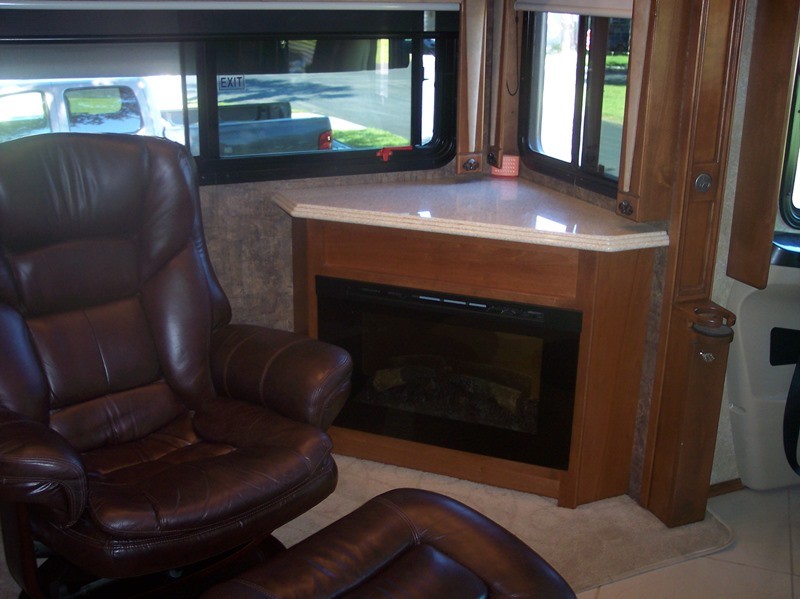 2011 Tiffin Phaeton 40QTH - 019