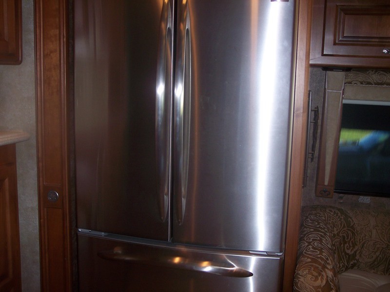 2011 Tiffin Phaeton 40QTH - 026