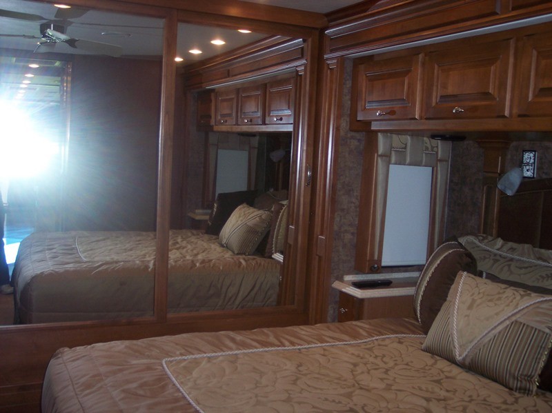 2011 Tiffin Phaeton 40QTH - 036