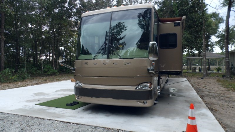 2005 Newmar Essex 4502 - 002