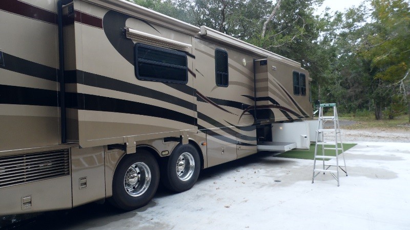 2005 Newmar Essex 4502 - 003